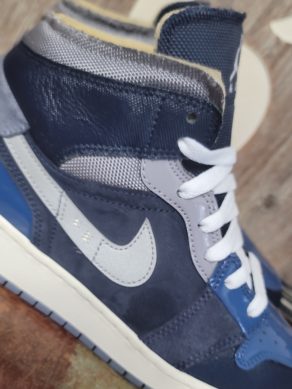 Nike Air Jordan 1 Mid (Special Edition) Craft 'Obsidian' Wmns 7.5 Great Cond. - Picture 8 of 16